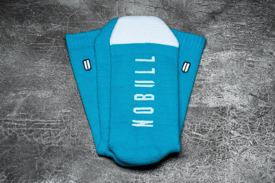 NOBULL Crew Sock (Neon) Blue