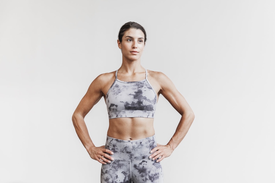 NOBULL High-Neck Sports Bra (Tie-Dye) Cloud