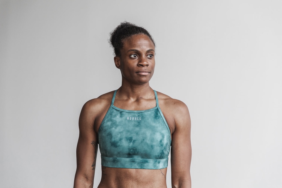 NOBULL High-Neck Sports Bra (Tie-Dye) Oil