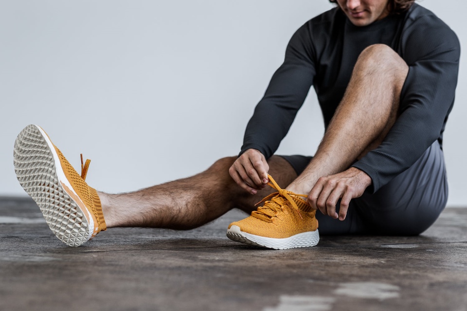 NOBULL Men's Knit Runner Golden