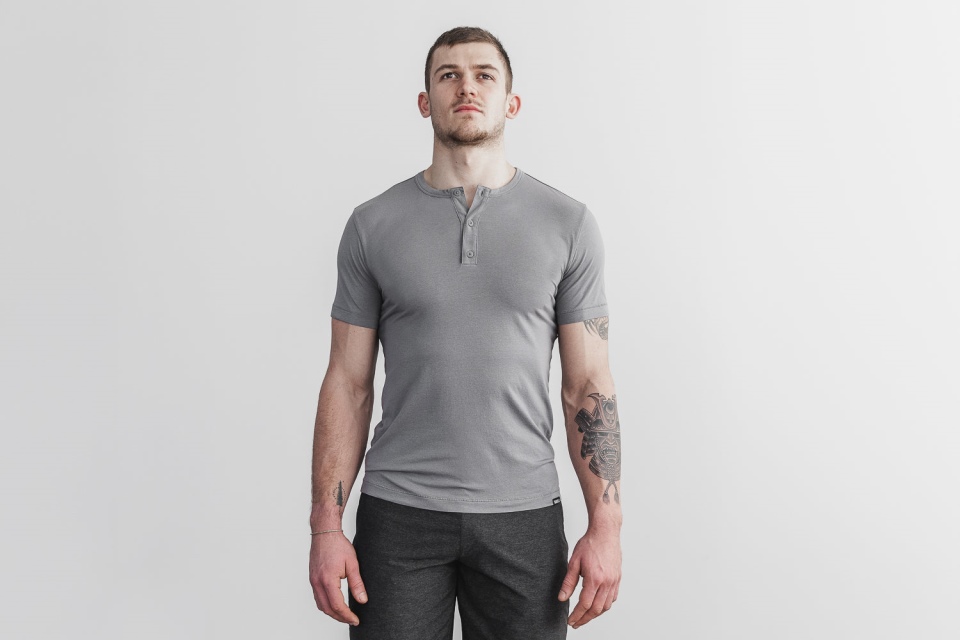 NOBULL Men's Lightweight Henley Tee Dark