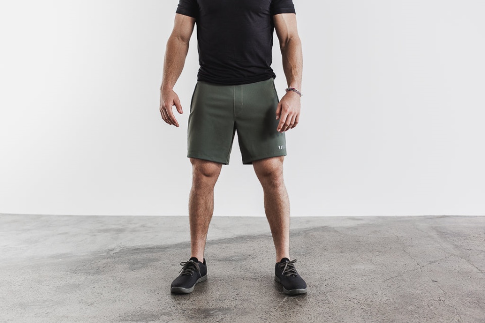 NOBULL Men's Lightweight Short 7" Army