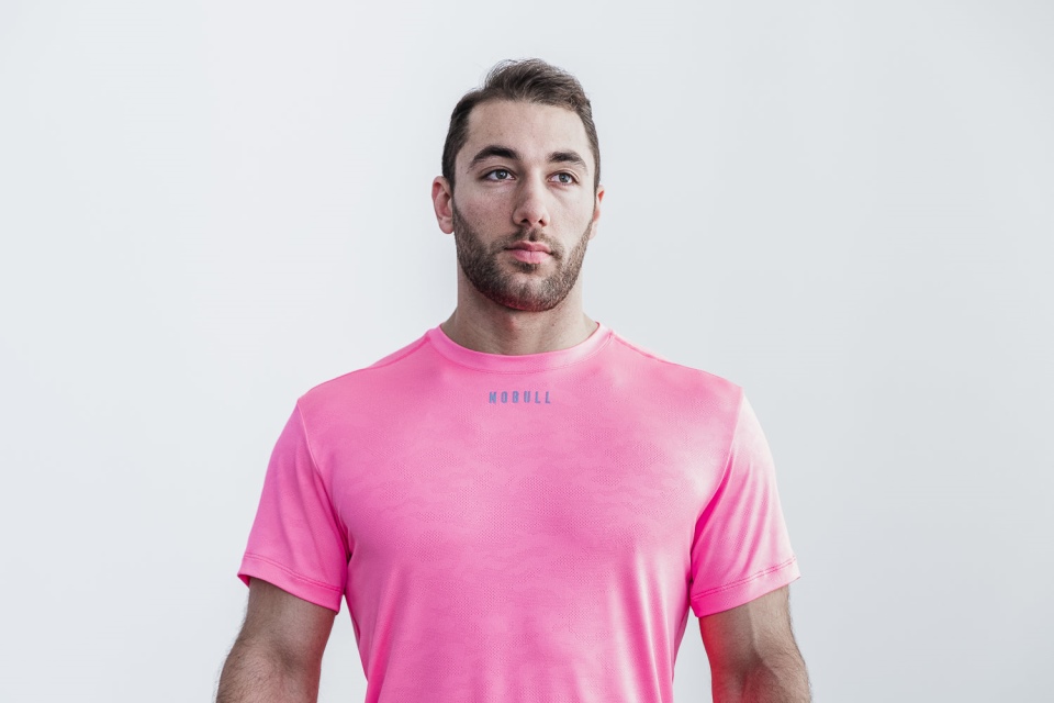 NOBULL Men's Lightweight Textured Tee (Neon Camo) Pink