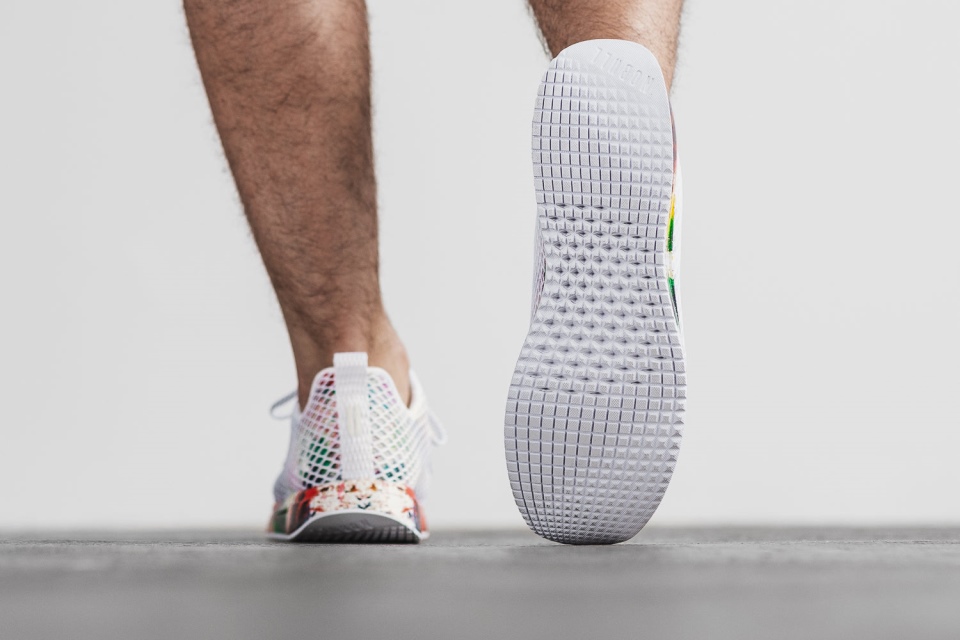 NOBULL Men's Mesh Runner Pride Art Work