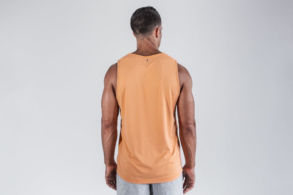 NOBULL Men's Textured Tank Nectar