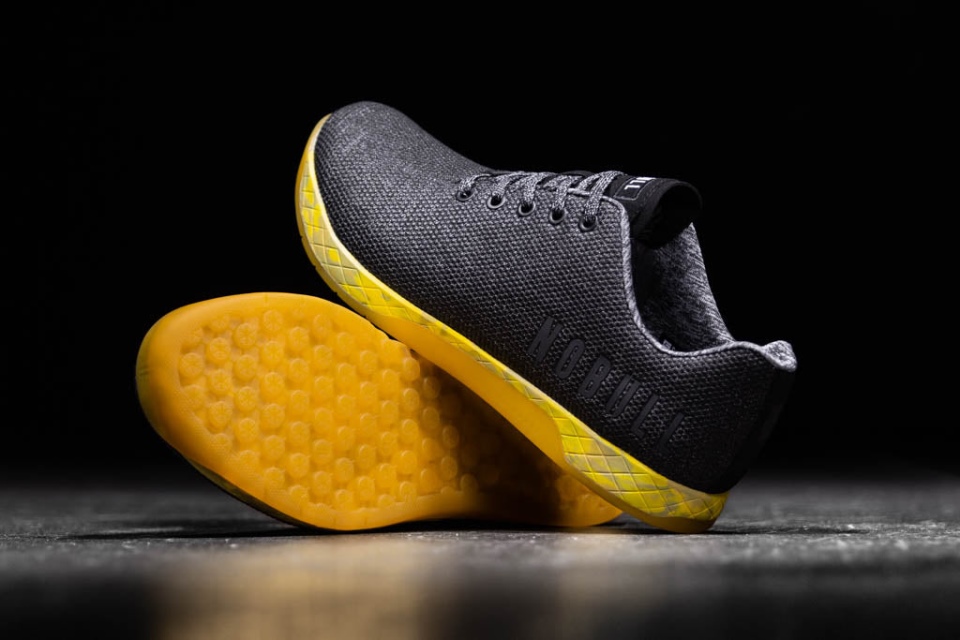 NOBULL Men's Trainer Black Heather Yellow