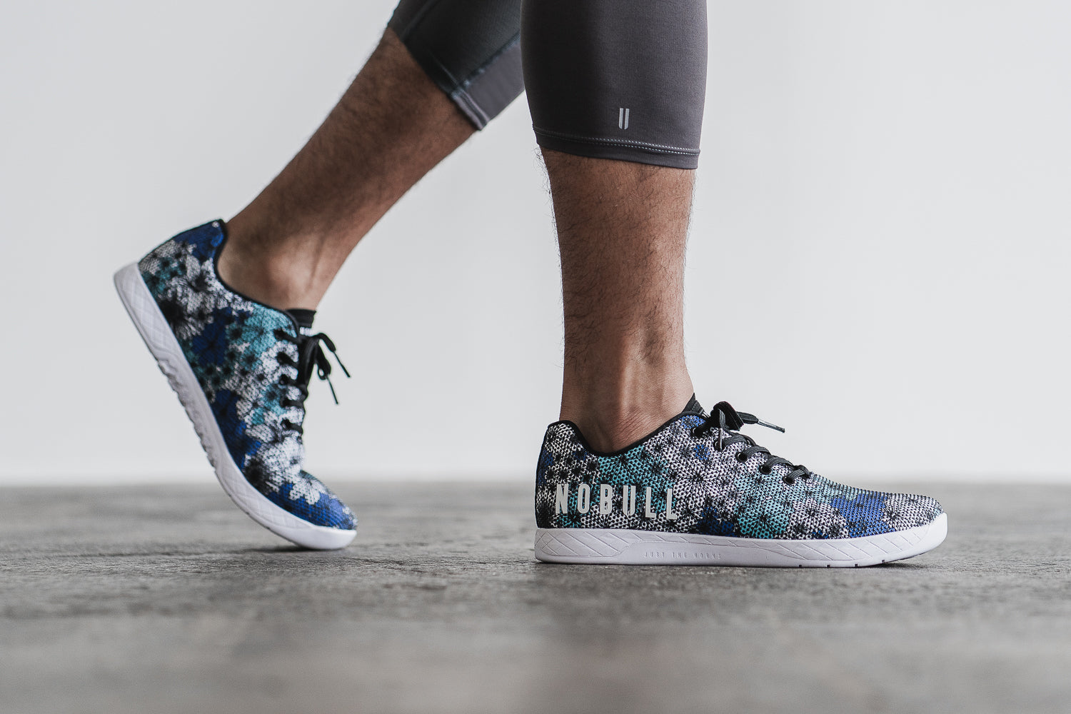 NOBULL Men's Trainer Midnight Floral