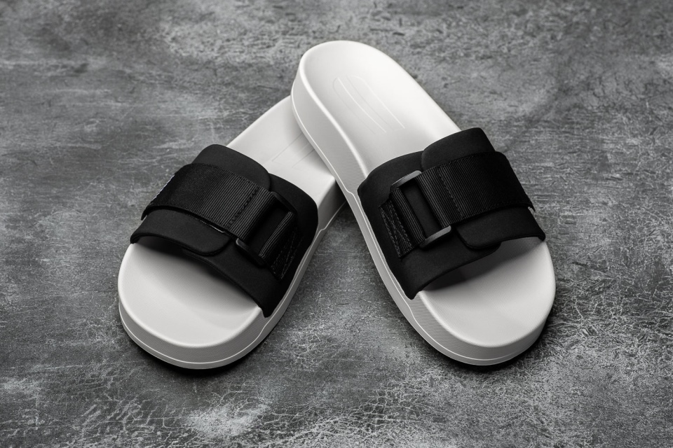 NOBULL Women's Adjustable Slide Black Ivory