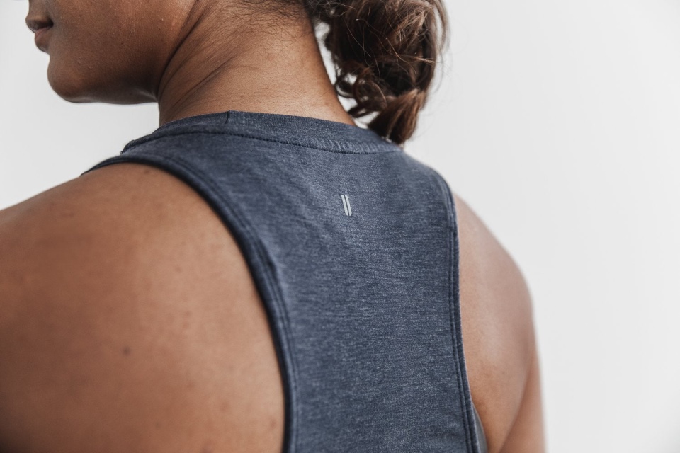 NOBULL Women's High-Neck Tank (Classic Color) Navy