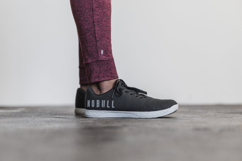 NOBULL Women's Jogger Cabernet