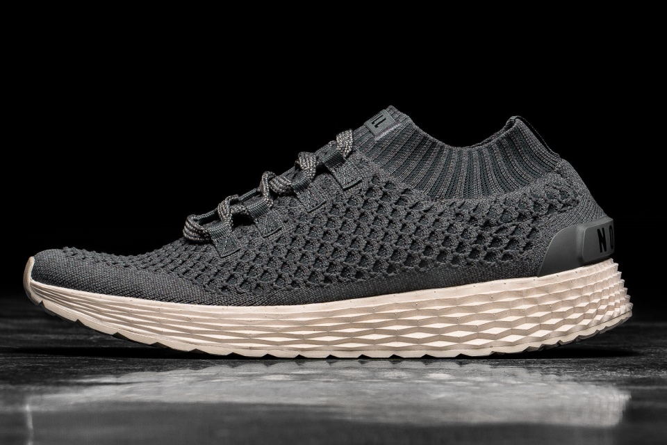 NOBULL Women's Knit Runner Dark Grey Ivory