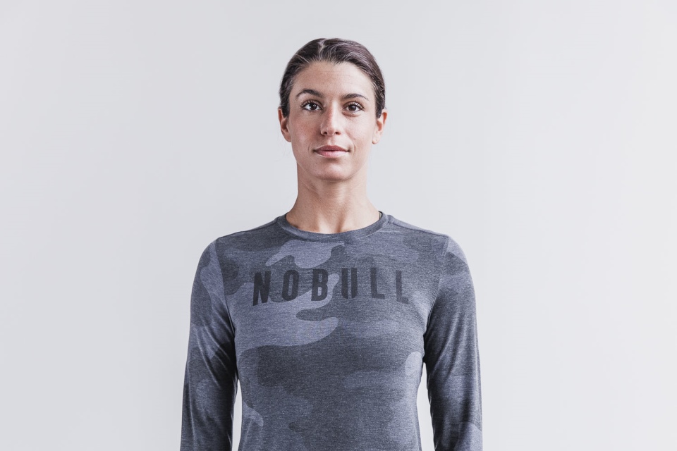 NOBULL Women's Long Sleeve Tee (Camo) Charcoal