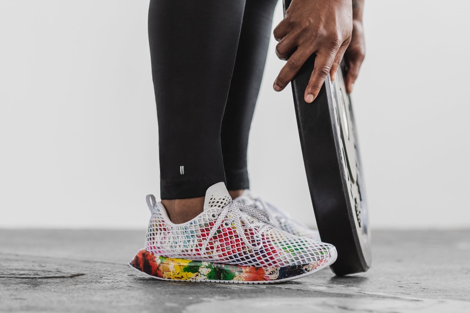 NOBULL Women's Mesh Runner Pride Art Work