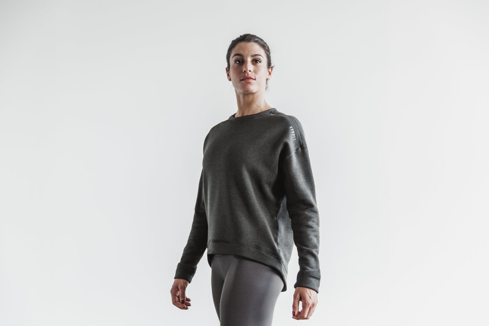 NOBULL Women's Performance Crew Sweatshirt Graphite