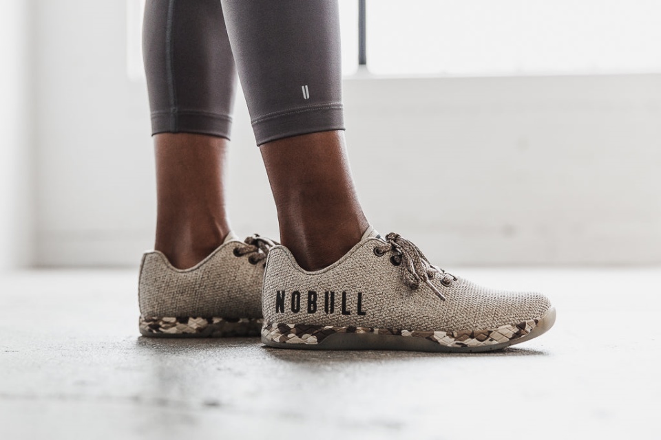 NOBULL Women's Trainer Earth